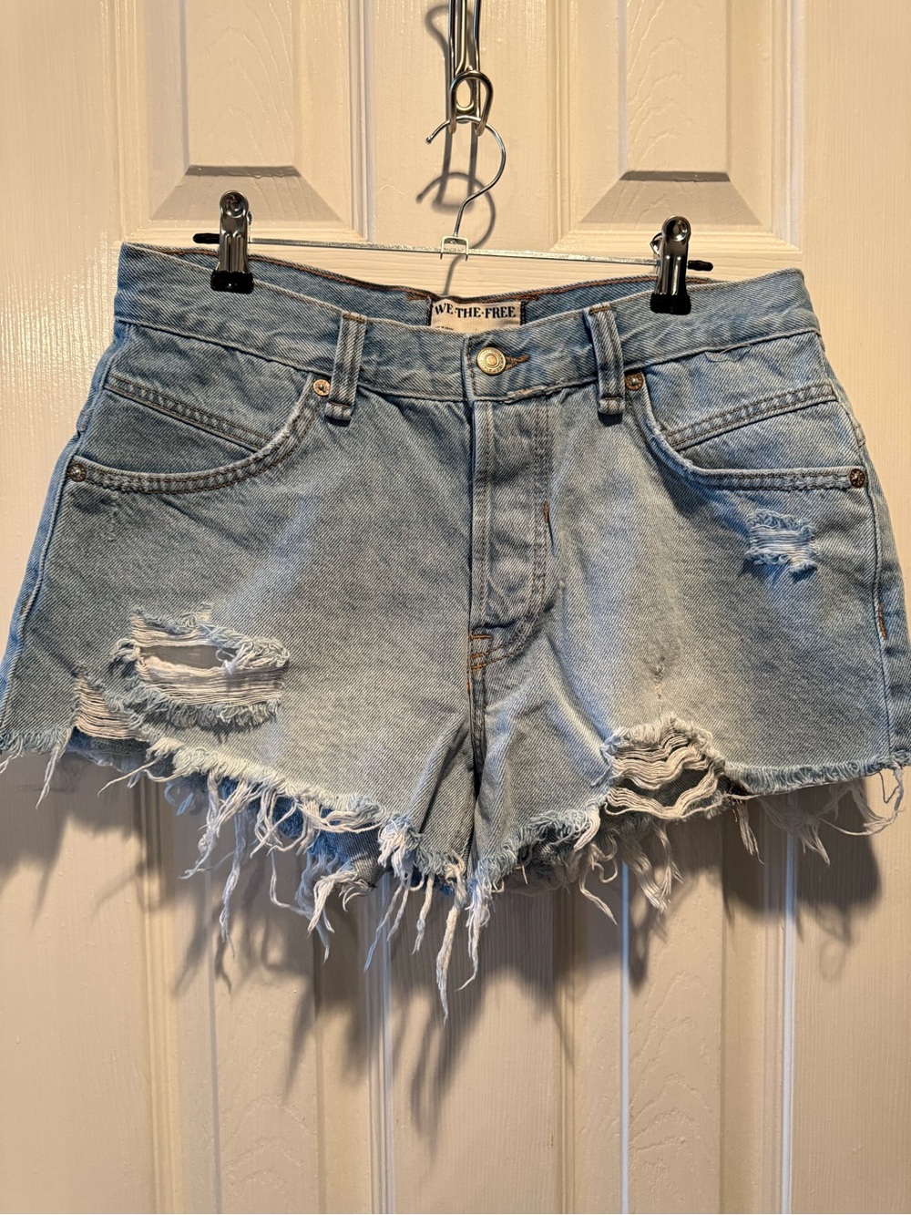 Free People We The Free Distressed Denim Cutoff Shorts Size 27
